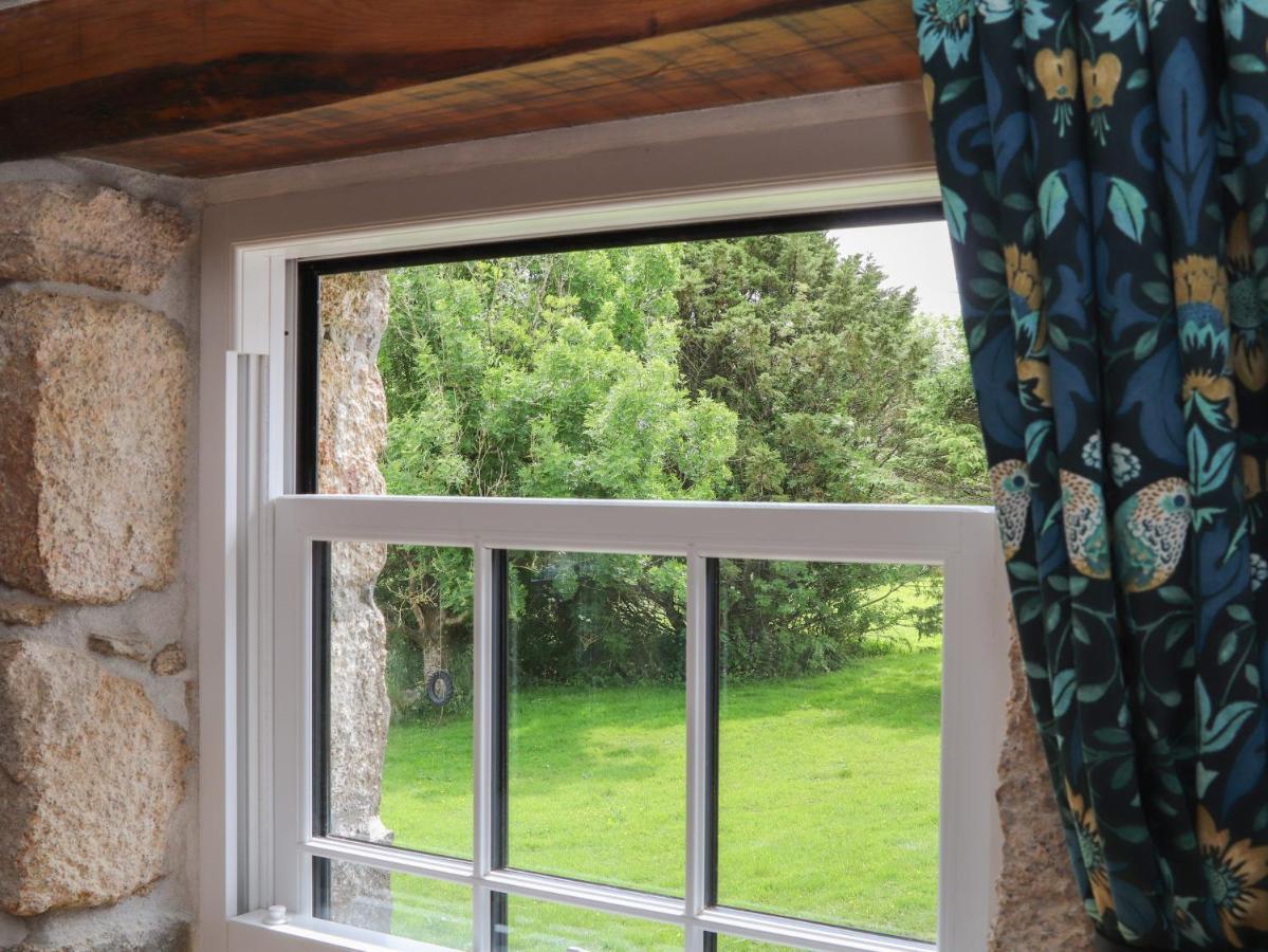 Вилла The Hayloft Хелстон Экстерьер фото